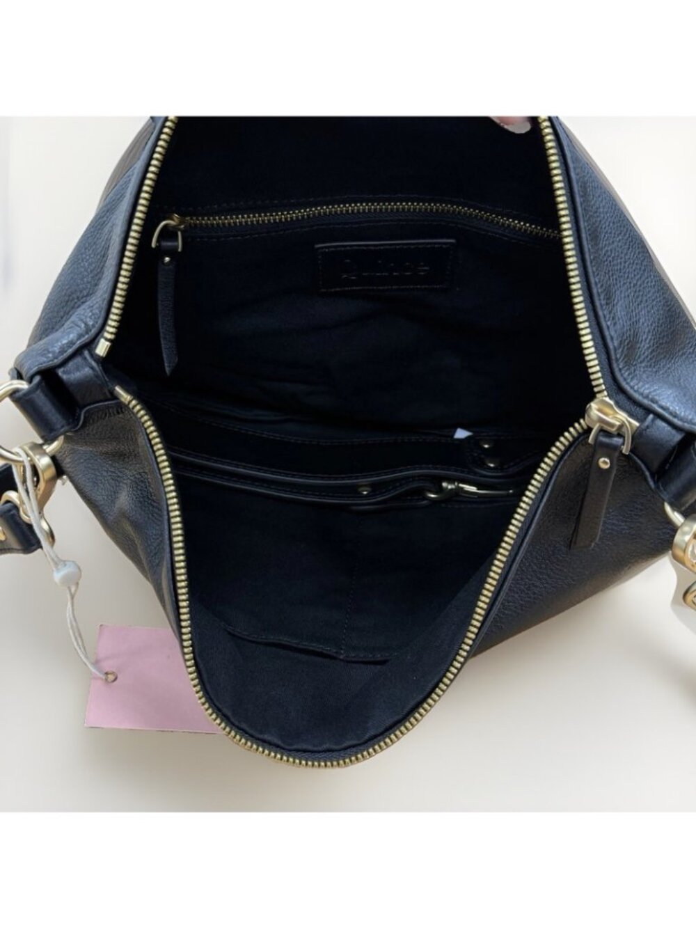 Quince Italian Leather Convertible Crescent Shoulder Bag With Crossbody Strap - Picture 4 of 16